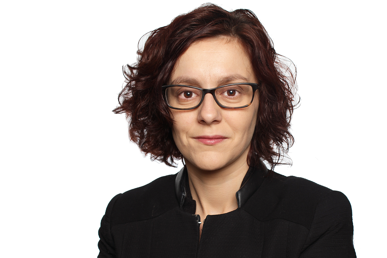 La profesora de Ciencias de la Información, Natalia Abuín, es la nueva directora de los Cursos de Verano Complutense